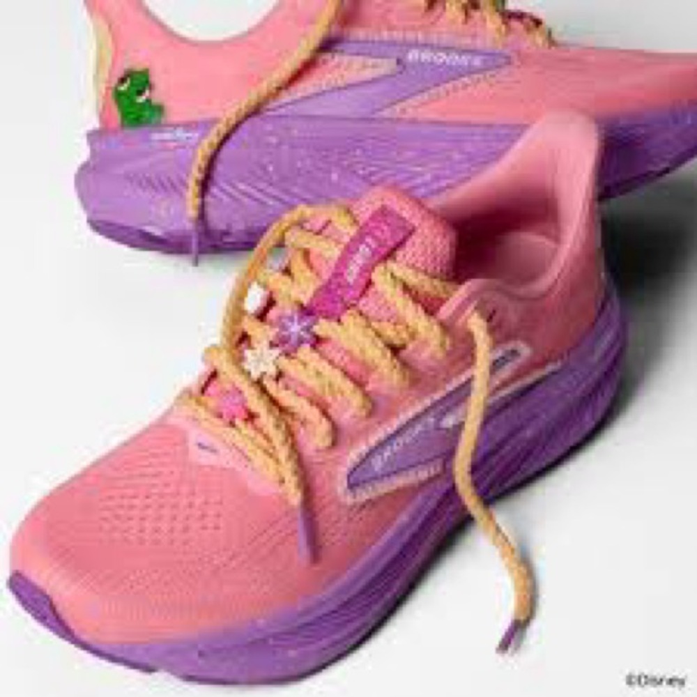 Brooks Rapunzel Disney Sneakers size 9